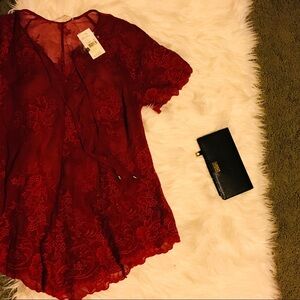 NWT Ella Moss embroidered top